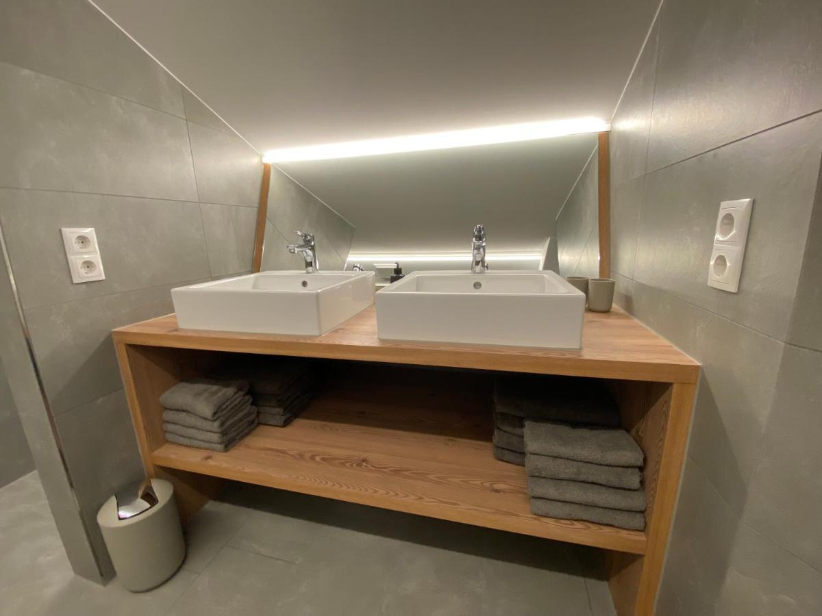 Gasthaus Sulzfluh Schruns Bagian luar foto